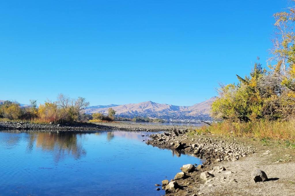 Apartment Immaculate W/ Mtn And River Views! East Wenatchee